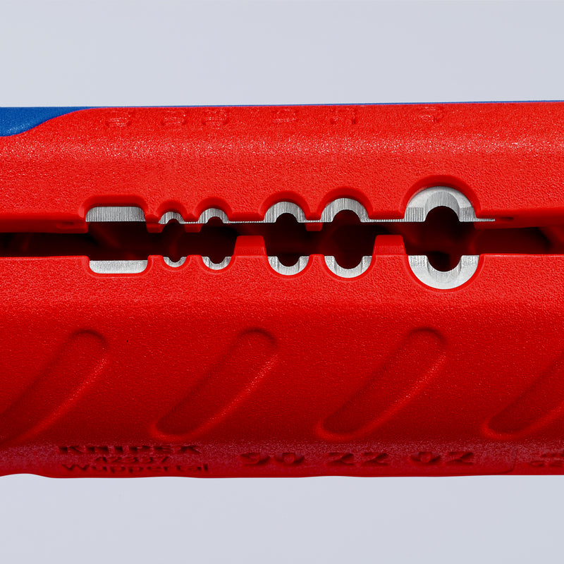 90 22 02 SB | TwistCut® Corrugated Pipe Cutter w/ Wire Stripping (13-32mm Capacity)