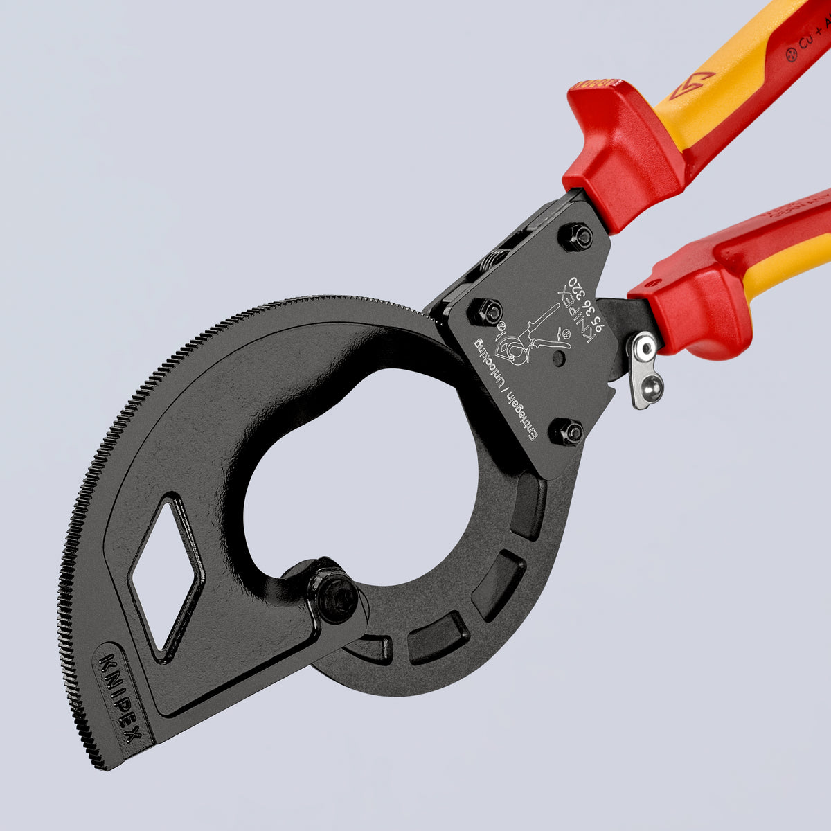 95 36 320 | VDE 3-Stage Ratchet Cable Cutter | Multi-Component Handle